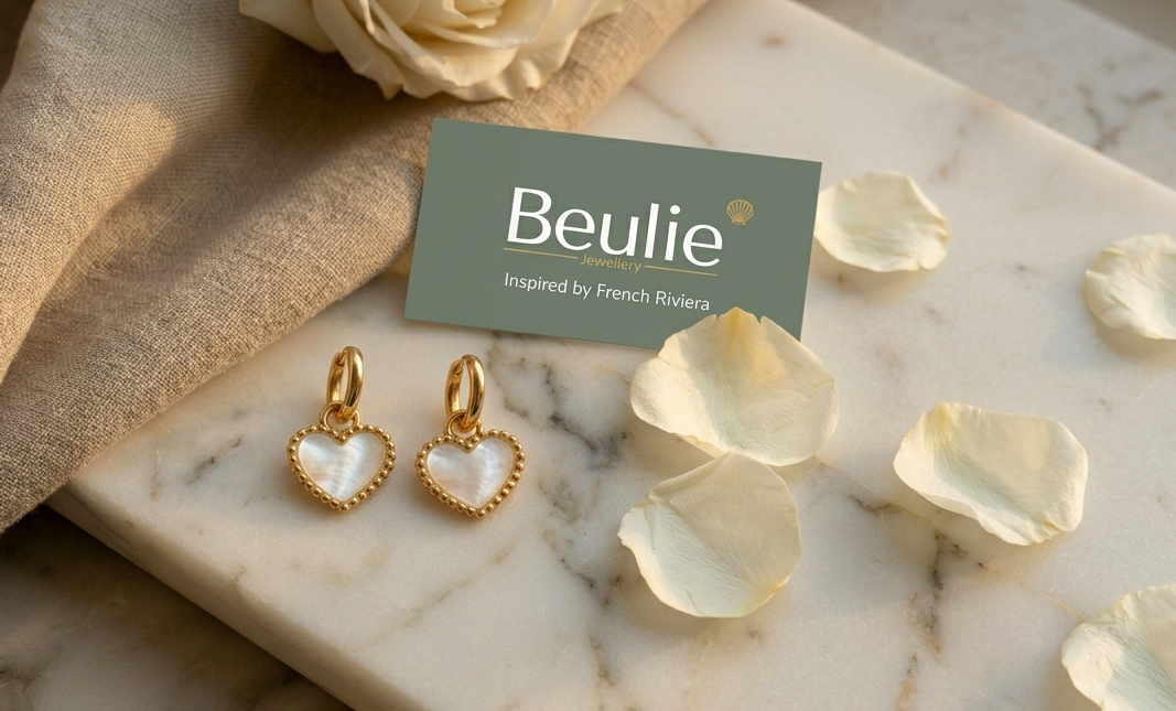 Amour Gold Heart Shell Earrings