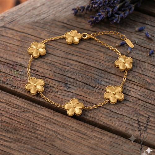 Gold Clover Bracelet